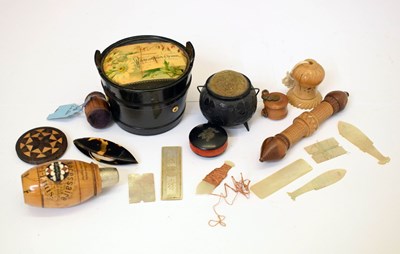 Lot 195 - Collection of treen sewing accessories