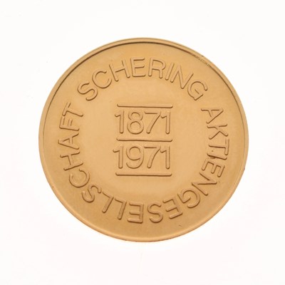 Lot 176 - German yellow metal medallion