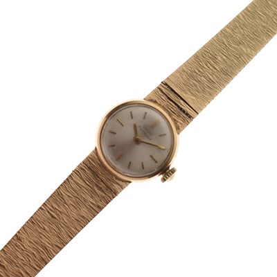 Lot 122 - Girard Perregaux - Lady's late 1960s 9ct gold bracelet watch