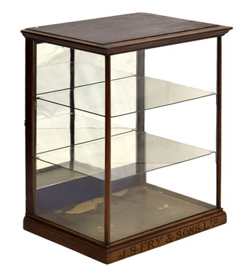 Lot 179 - Advertising – J.S. Fry & Sons Ltd glazed counter-top shop display cabinet