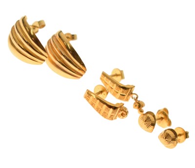 Lot 134 - Three pairs of Indian yellow metal earstuds
