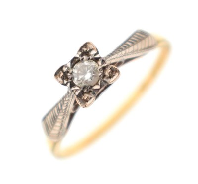 Lot 2 - Diamond solitaire ring