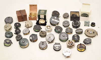 Lot 338 - A collection of fly fishing reels
