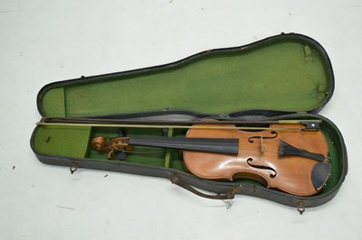 Lot 431 - Cased violin with bow