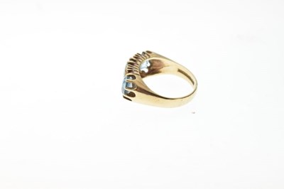 Lot 9 - 9ct gold stone-set ring