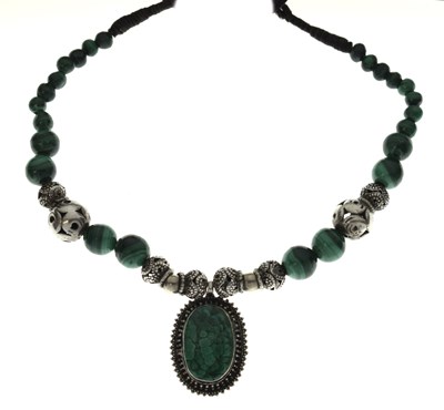 Lot 99 - Malachite and white metal beaded necklace