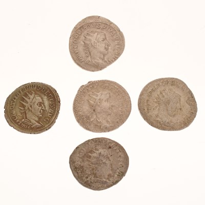 Lot 251 - Five Roman Empire silver Antoninianus coins
