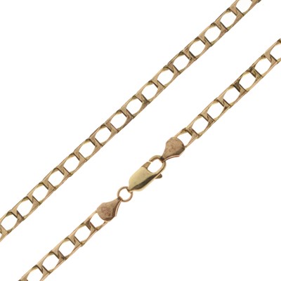 Lot 109 - Yellow metal filed curb link necklace