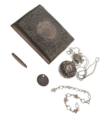 Lot 101 - Quantity of silver jewellery together with a silver cigarette case