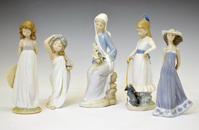 Lot 481 - Lladro – Four figures, etc