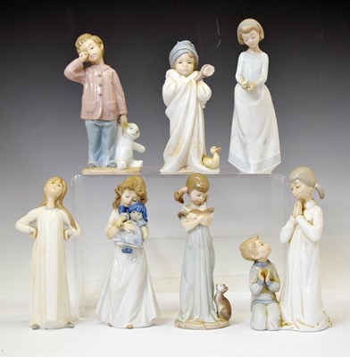 Lot 482 - Lladro – Five figures, etc