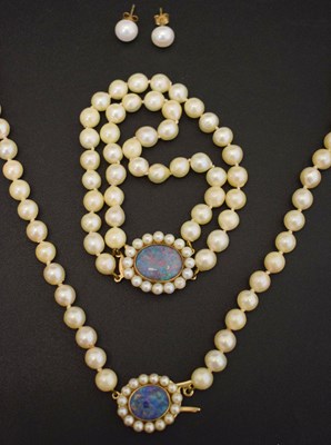 Lot 114 - Suite of pearl and opal doublet jewellery