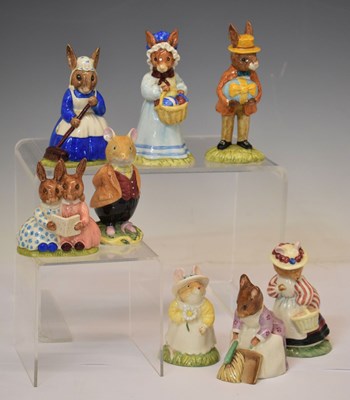 Lot 428 - Seven Royal Doulton Bunnykins and Brambly Hedge figurines plus Beswick figurine