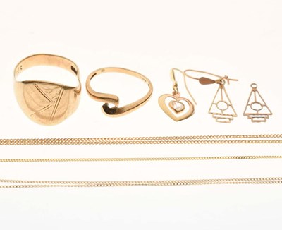 Lot 153 - Quantity of gold and yellow-metal items