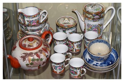 Lot 308 - Assorted Chinese and Japanese ceramics