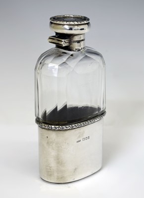 Lot 86 - George V silver mounted cut glass hip flask with detachable silver tot cup