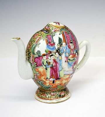 Lot 236 - Chinese Qing dynasty Famille Rose 'Cadogan' tea or wine pot