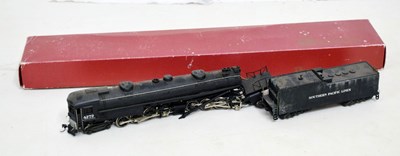 Lot 459 - Rivarossi 00 gauge 4-8-8-2 'Cab Forward' Southern Pacific Lines locomotive and tender