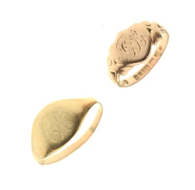 Lot 112 - Late Victorian/Edwardian 9ct rose gold signet ring, and a yellow metal signet ring (2)