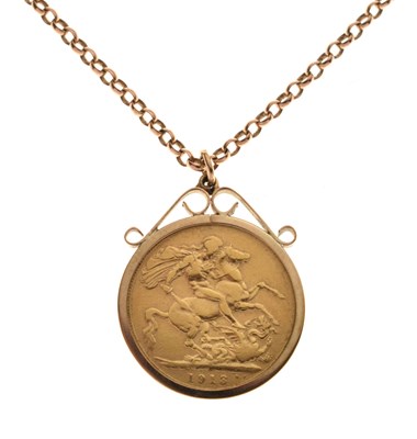 Lot 24 - George V gold sovereign, 1913, in 9ct gold mount and chain