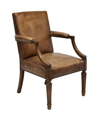 Lot 447 - Mahogany framed 'Gainsborough' type office or library chair