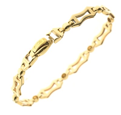 Lot 167 - Favori fancy link yellow metal bracelet