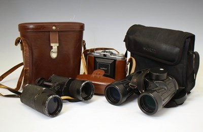 Lot 415 - Zeiss Ikon camera, and two pairs of binoculars