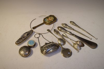Lot 170 - Quantity of silver and white metal dressing items etc