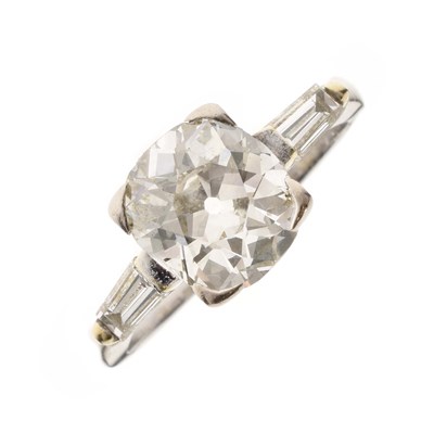 Lot 3 - Old cushion cut diamond solitaire ring