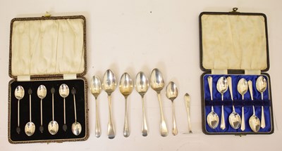 Lot 310 - Cased set of George VI Art Deco style silver teaspoons, George V silver coffee bean spoons, etc