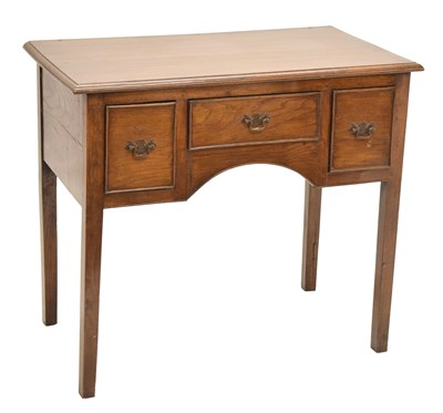 Lot 577 - Oak 'lowboy' type side table, 18th century and later