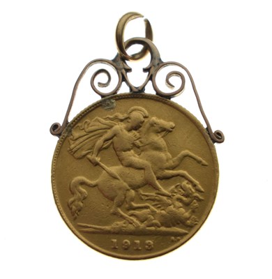 Lot 182 - George V gold half-sovereign, 1913 in unmarked yellow metal mount