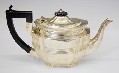 Lot 169 - Edward VII silver teapot