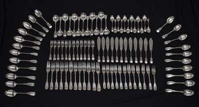 Lot Composite 20th-century Fiddle & Thread pattern flatware service