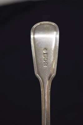 Lot 88 - Composite 20th century Fiddle & Thread pattern flatware service