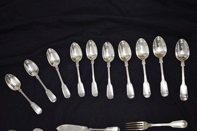Lot 88 - Composite 20th century Fiddle & Thread pattern flatware service