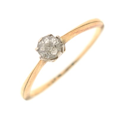 Lot 3 - Diamond solitaire ring, stamped '18ct Plat'