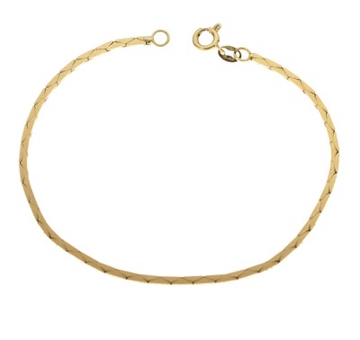 Lot 79 - Italian yellow metal bracelet, stamped '750'
