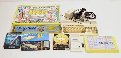 Lot 367 - Commodore Amiga 1200 'Desktop Dynamite'