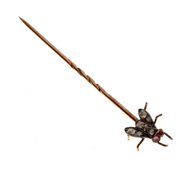 Lot 49 - Victorian diamond and ruby stick pin modelled as a fly