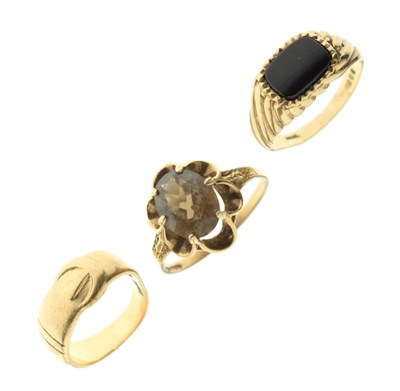 Lot 35 - Three vintage 9ct gold dress rings