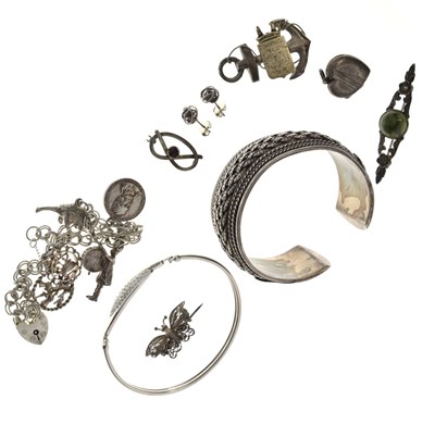 Lot 74 - Quantity of silver and white metal jewellery
