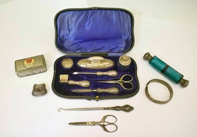 Lot 143 - Assorted silver and objects of vertu, inc. snap bangle, Albert, stamp case, thimble etc