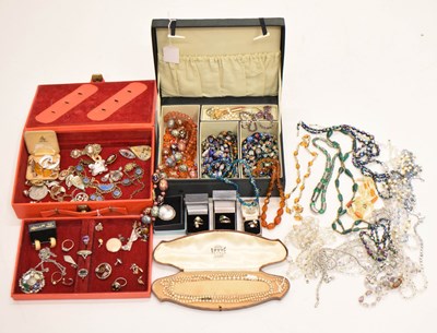 Lot 105 - Collection of costume jewellery to include Victorian 9ct gold portrait fob, etc