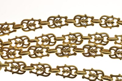 Lot 36 - Unmarked yellow metal necklace