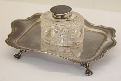 Lot 192 - Edward VII silver inkstand