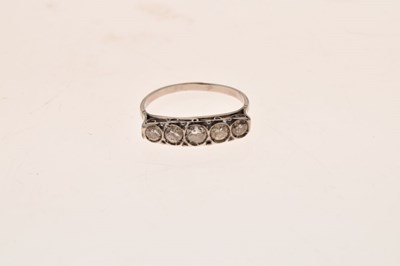 Lot 2 - Five-stone diamond ring