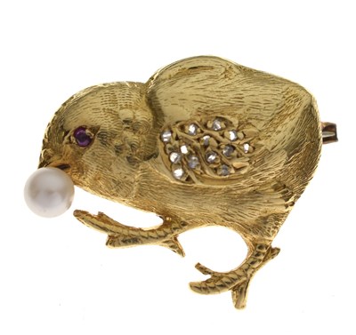 Lot 30 - Vintage gem-set chick brooch