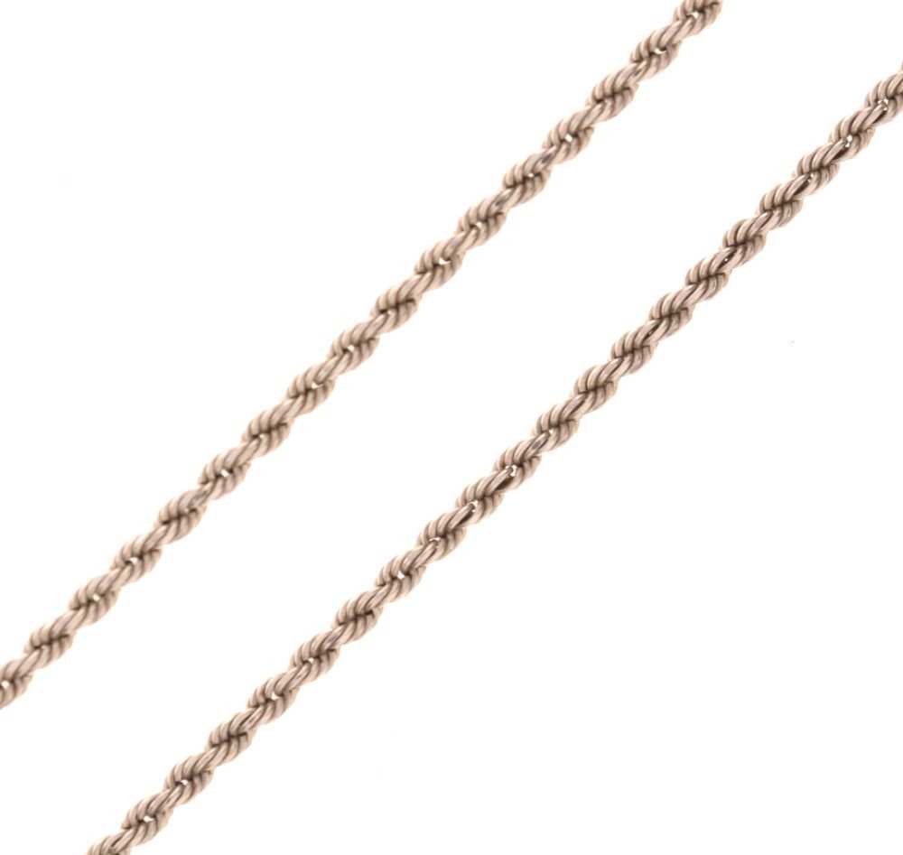Lot 53 - Platinum rope link chain