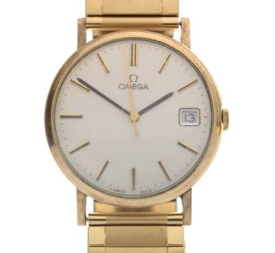 Lot 60 - Omega - 9ct gold cased bracelet watch